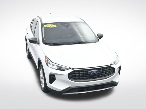 Used 2024 Ford Escape Active w/ Cold Weather Package FWD image 25