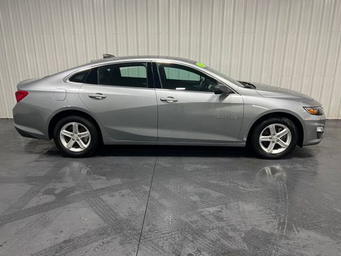 Used 2023 Chevrolet Malibu LS image 15