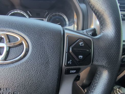 Used 2019 Toyota 4Runner SR5 Premium image 16