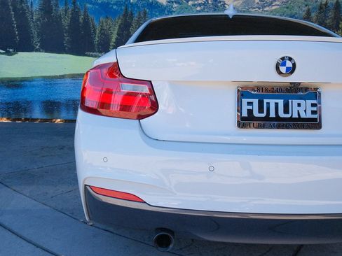 Used 2015 BMW M235i Coupe RWD image 31