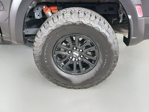 Certified 2025 Ford F150 Raptor AWD/4WD image 38