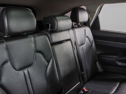 Used 2022 Kia Sorento S w/ Panoramic Sunroof Package FWD image 29