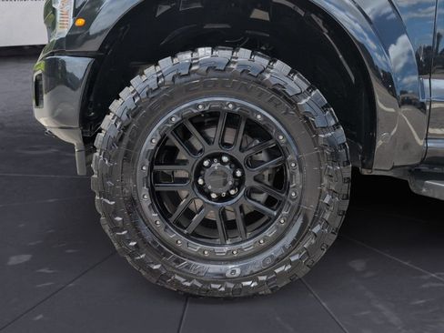Used 2020 Ford F150 Lariat w/ Equipment Group 502A Luxury AWD/4WD image 26