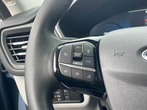 Used 2023 Ford Escape Platinum AWD/4WD image 27