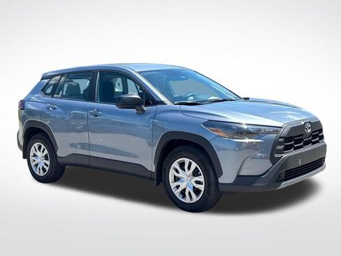 Used 2026 Toyota Corolla Cross L FWD image 9