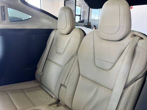 Used 2017 Tesla Model X 90D image 25