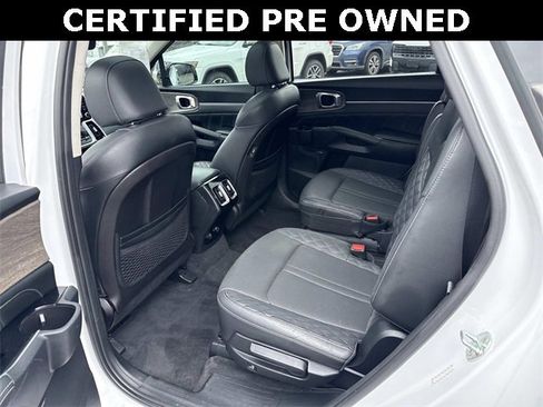 Used 2021 Kia Sorento SX Prestige image 12