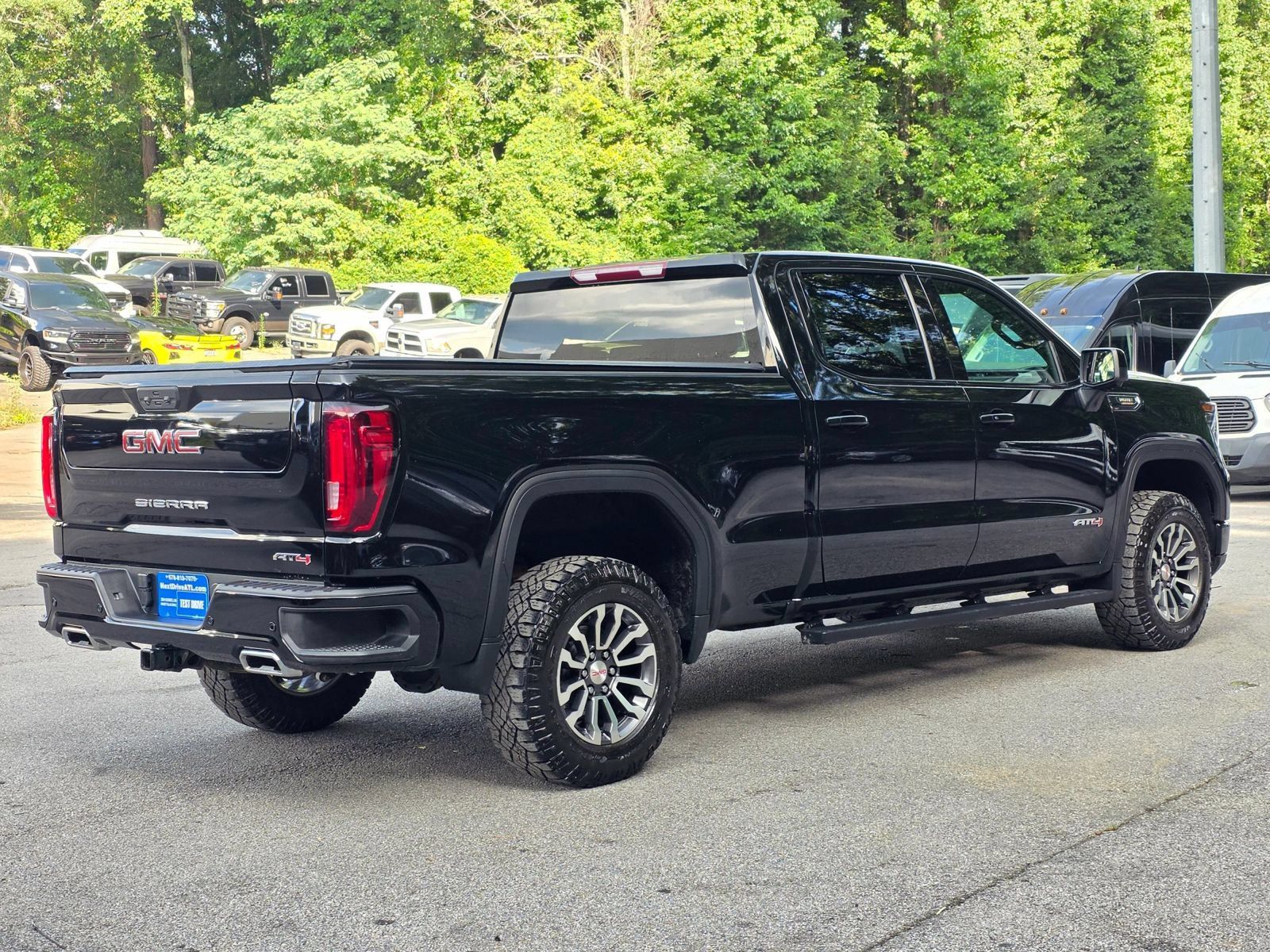 Used 2023 GMC Sierra 1500 AT4 AWD/4WD image 7