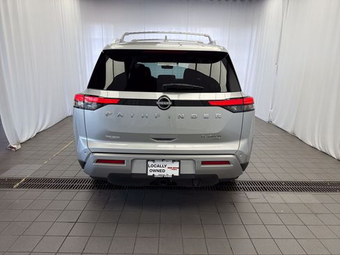 Used 2025 Nissan Pathfinder Platinum w/ Cargo Package AWD/4WD image 5