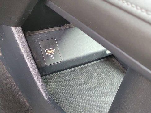 Used 2019 Honda HR-V LX image 27