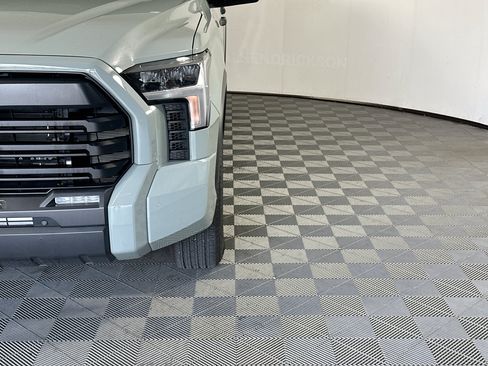 Used 2025 Toyota Tundra SR5 w/ SR5 Convenience Package AWD/4WD image 9