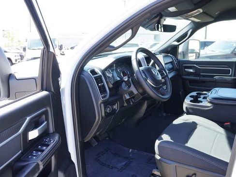 Certified 2026 RAM 2500 Big Horn AWD/4WD image 15