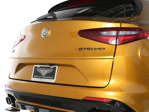 Used 2022 Alfa Romeo Stelvio Quadrifoglio w/ Active Assist Plus Package image 12