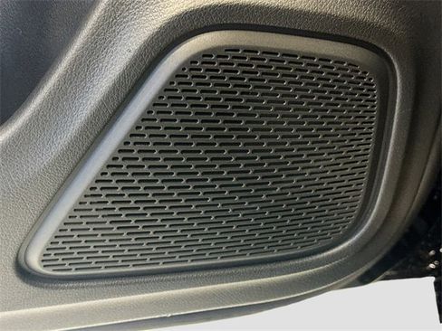 Certified 2025 Mercedes-Benz CLA 250 4MATIC image 18