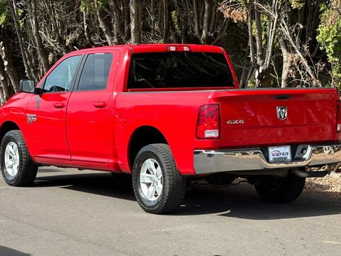 Used 2021 RAM 1500 Classic SLT image 6