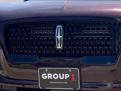 Used 2023 Lincoln Aviator Black Label AWD/4WD image 30