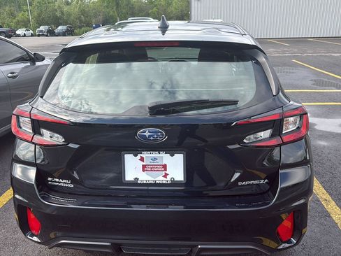 Used 2024 Subaru Impreza 2.0i AWD/4WD image 5
