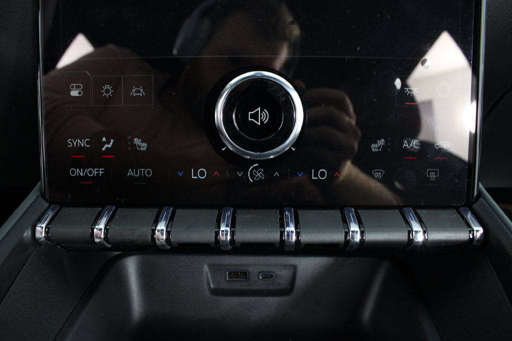 New 2027 GMC Terrain AT4 AWD/4WD image 6