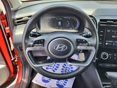 Used 2023 Hyundai Tucson SE FWD image 23