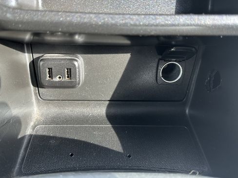 Used 2022 Chevrolet Colorado LT w/ LT Convenience Package image 27