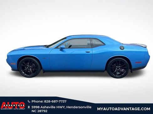Used 2016 Dodge Challenger R/T w/ Blacktop Package image 2