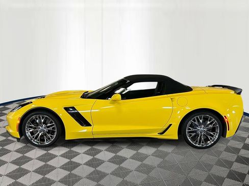 Used 2017 Chevrolet Corvette Z06 RWD image 2