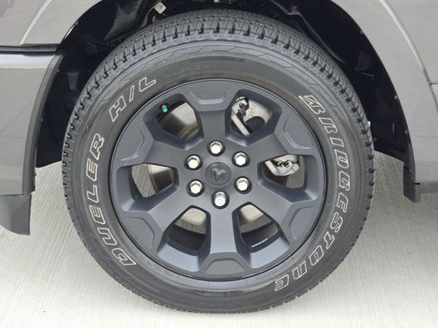 Used 2025 RAM 1500 Lone Star RWD image 12