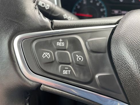 Used 2018 Chevrolet Equinox LT AWD/4WD image 14