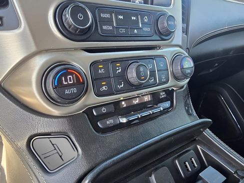 Used 2019 GMC Yukon XL Denali w/ Denali Ultimate Package image 20