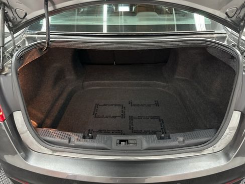 Used 2018 Ford Taurus SEL w/ Equipment Group 201A image 35