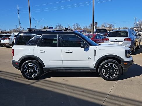 Used 2022 Ford Bronco Sport Outer Banks w/ Tech Package image 4