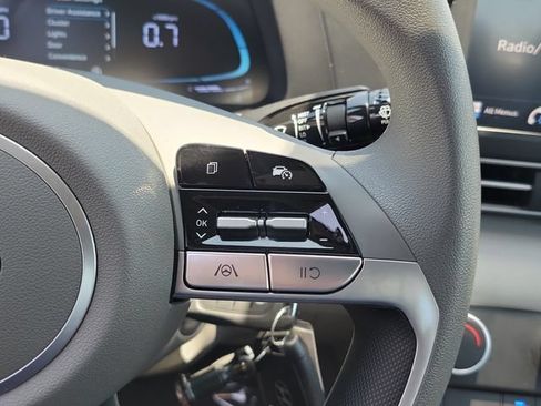 Certified 2026 Hyundai Elantra SE FWD image 8