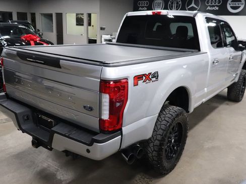 Used 2017 Ford F250 Platinum w/ Platinum Ultimate Package image 5