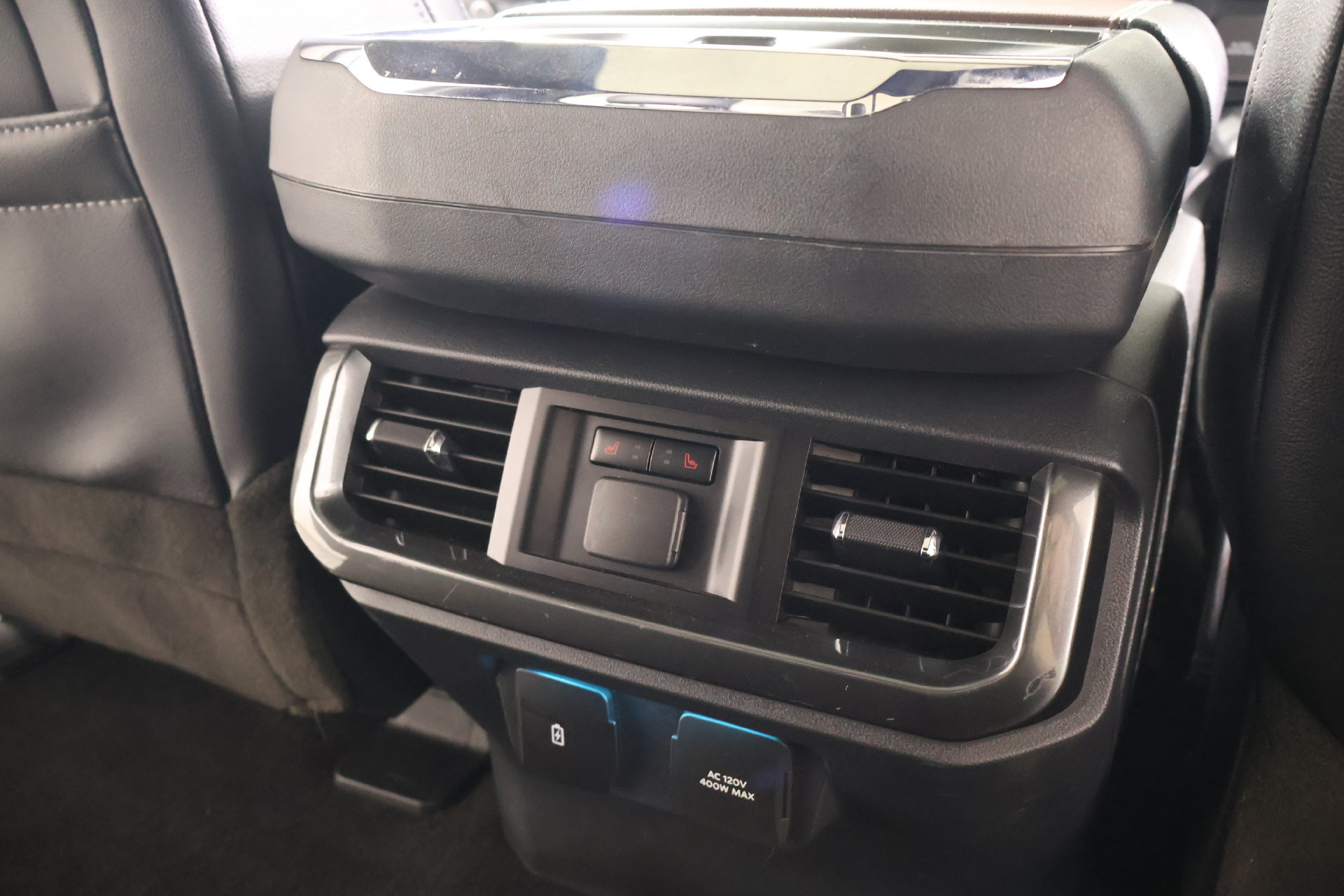 Used 2023 Ford F150 Lariat w/ Equipment Group 502A High AWD/4WD image 17