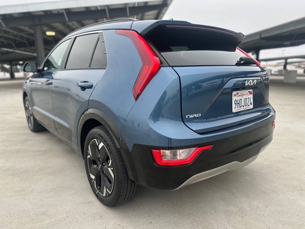 Used 2023 Kia Niro Wind FWD image 6