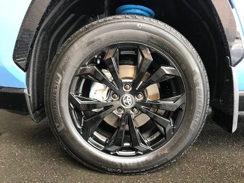 Used 2025 Toyota RAV4 XSE image 12