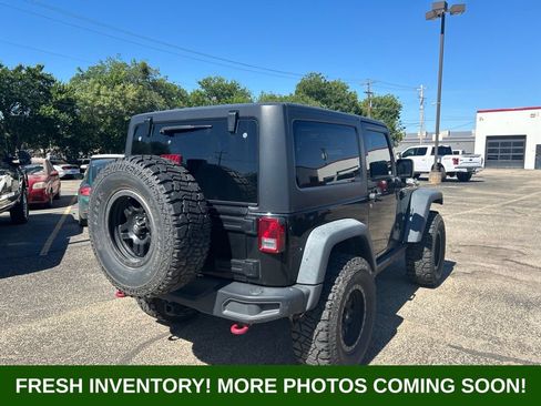 Used 2016 Jeep Wrangler Rubicon AWD/4WD image 3