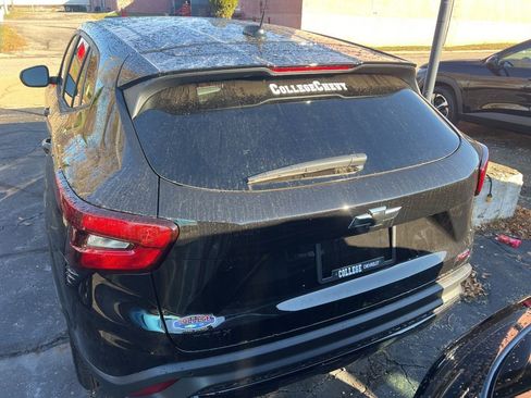 Used 2026 Chevrolet Trax RS w/ Driver Confidence Package image 6