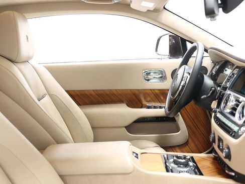 Used 2014 Rolls-Royce Wraith image 81