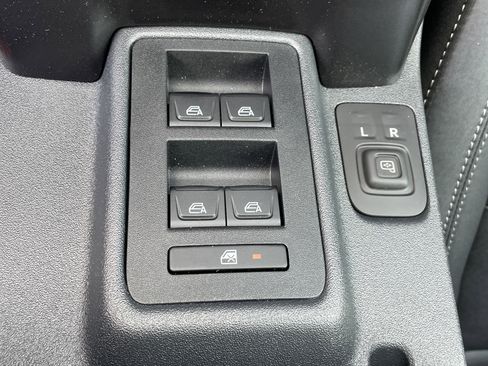 New 2025 Ford Bronco Badlands image 31