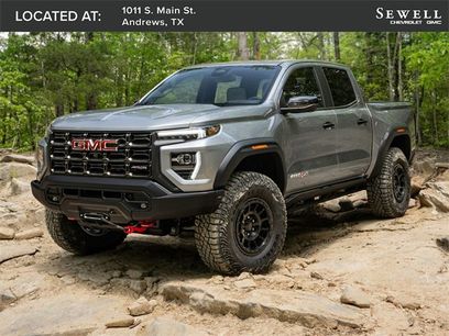 New 2024 GMC Canyon Elevation w/ Elevation Premium Package
