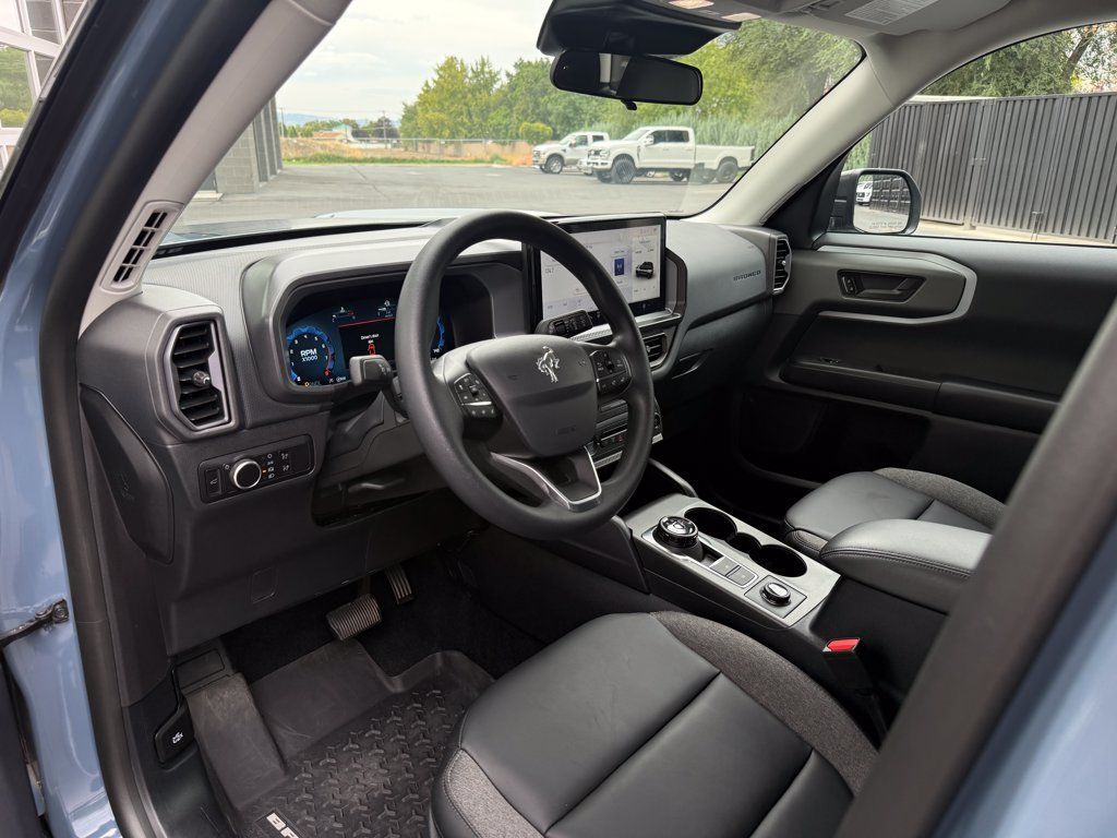 Used 2025 Ford Bronco Sport Big Bend w/ Black Appearance Package AWD/4WD image 21