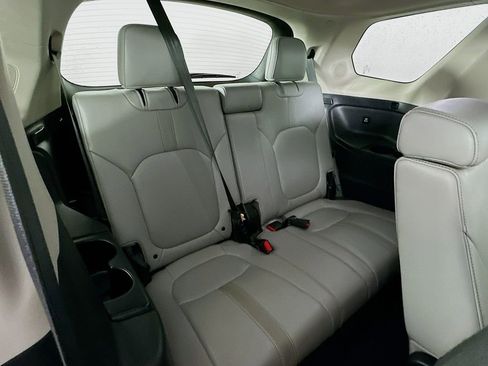 Used 2023 Honda Pilot Touring image 30