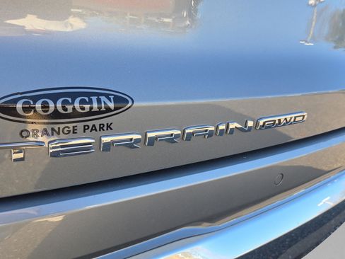 Used 2026 GMC Terrain Denali w/ LPO, Floor Liner Package image 14