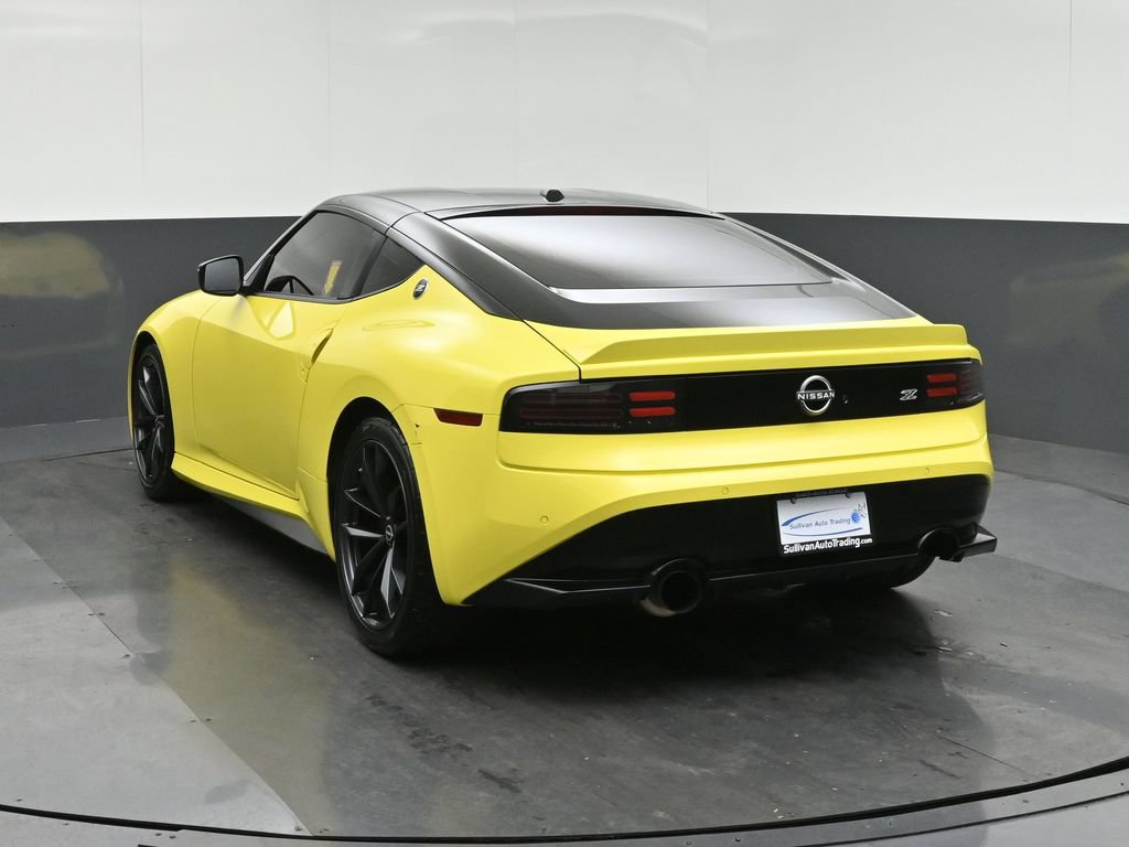 Used 2023 Nissan Z w/ Floor Mat Package (L93) RWD image 5