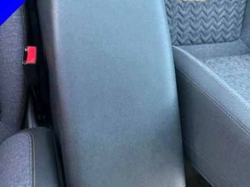 Used 2024 Chevrolet Equinox LT w/ LPO, Floor Liner Package FWD image 22