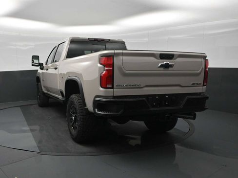 New 2026 Chevrolet Silverado 2500 ZR2 AWD/4WD image 6
