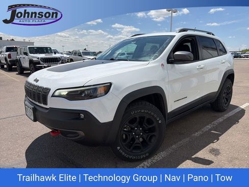 Used 2019 Jeep Cherokee Trailhawk AWD/4WD image 1