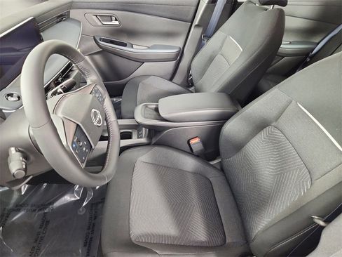 New 2026 Nissan Leaf w/ Floor Mat Package (S+) FWD image 10
