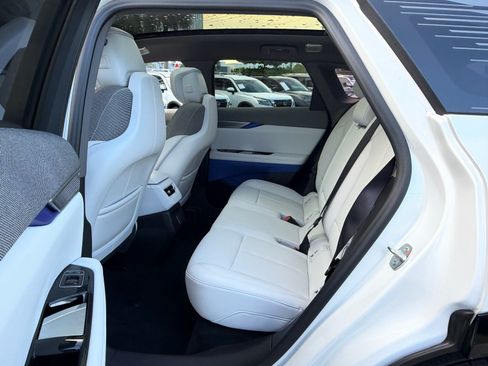 Used 2025 Cadillac Optiq Sport 1 AWD/4WD image 11